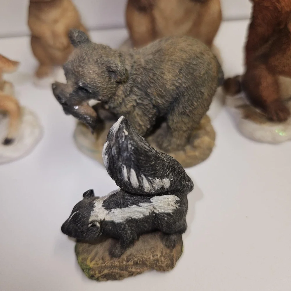 Vintage 1997 Enesco Forest Animal Figurines Set Deer Bear Squirrel Rabbit‎ Skunk